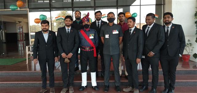 Guards with client officials