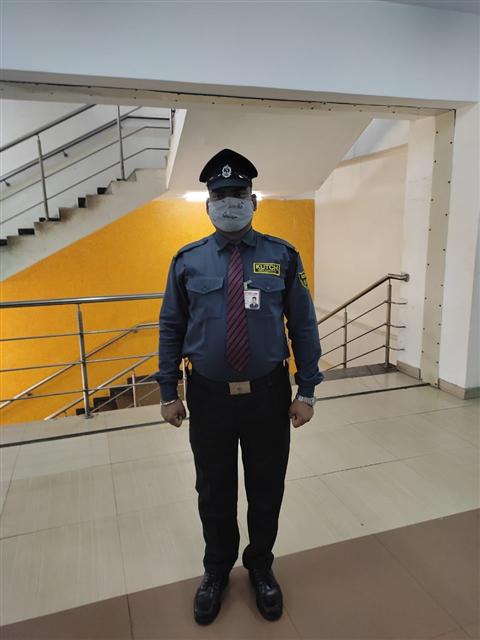 Alert and in uniform