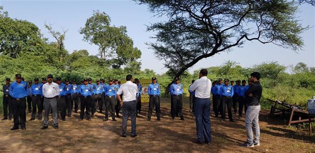 Guards and supervisors